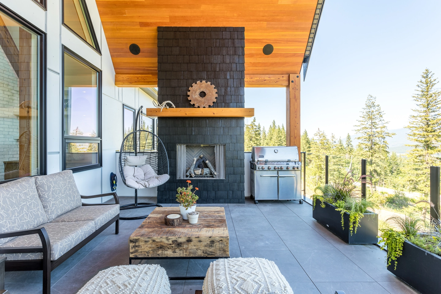 Twin Lakes Road Wine Cellar